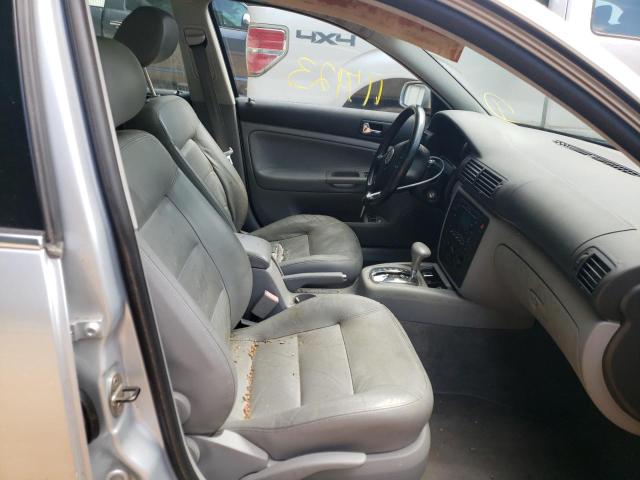 Photo 5 from auction – 2003 VOLKSWAGEN PASSAT GLS with VIN WVWPD63BX3P442363