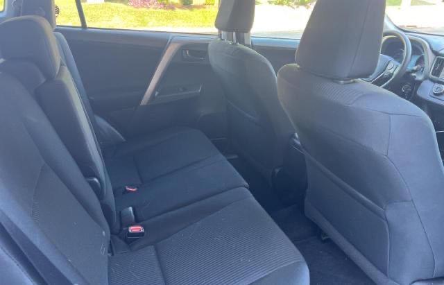 Photo 6 from auction – 2017 TOYOTA RAV4 LE with VIN 2T3ZFREV0HW320554