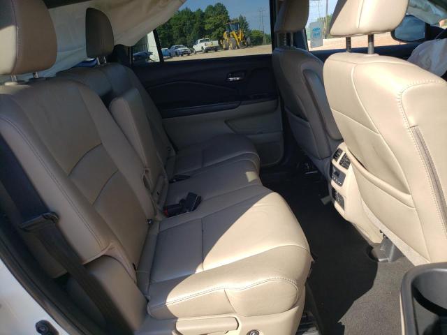 Photo 6 from auction – 2016 HONDA PILOT TOUR with VIN 5FNYF6H99GB047806
