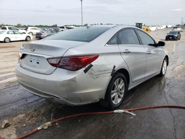 Photo 4 from auction – 2013 HYUNDAI SONATA GLS with VIN 5NPEB4AC2DH617702
