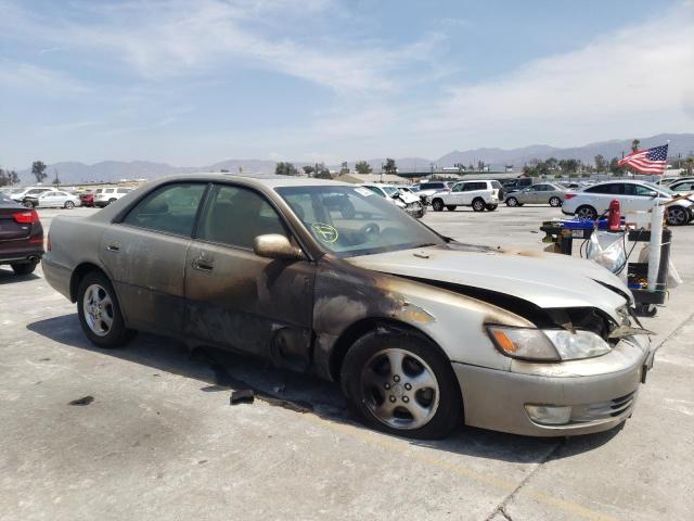 LEXUS ES 300 1997 z numerem VIN JT8BF22G4V0054131 - Zdjęcie z aukcji