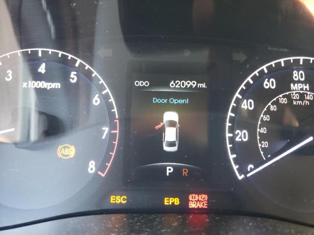 Photo 8 from auction – 2012 HYUNDAI GENESIS 5. with VIN KMHGC4DH5CU189539