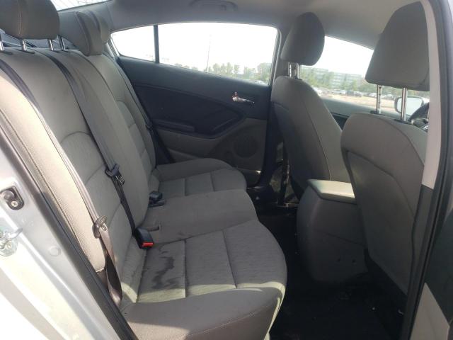 Photo 6 from auction – 2016 KIA FORTE LX with VIN KNAFK4A6XG5573741