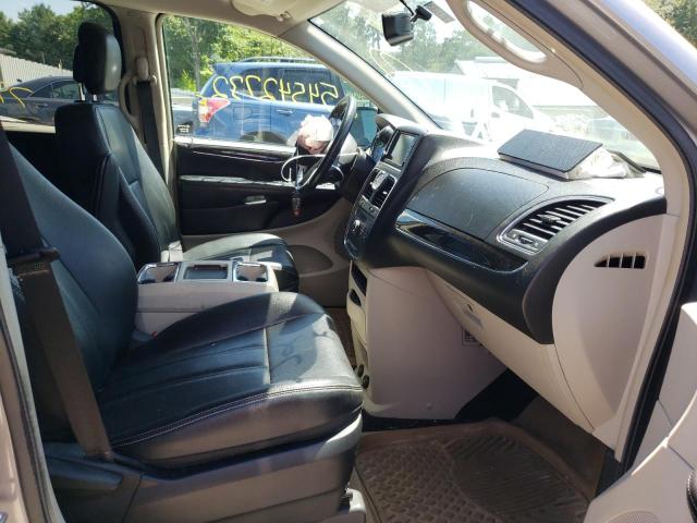 Photo 5 from auction – 2014 CHRYSLER TOWN & COU with VIN 2C4RC1BG2ER143575