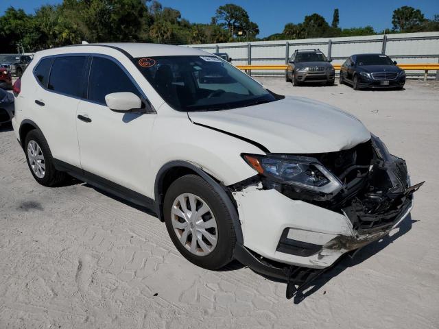 NISSAN ROGUE S 2017 with VIN JN8AT2MT7HW149482 - Photo from auction