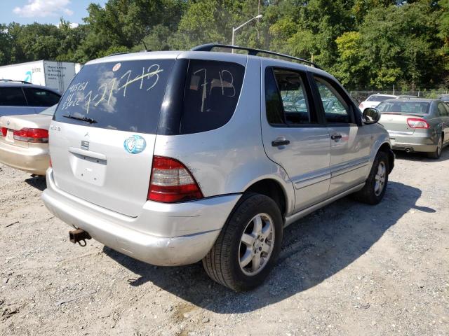 Photo 4 from auction – 2000 MERCEDES-BENZ ML 320 with VIN 4JGAB54E6YA161083