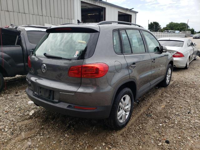 Photo 4 from auction – 2017 VOLKSWAGEN TIGUAN S with VIN WVGBV7AX2HK035648