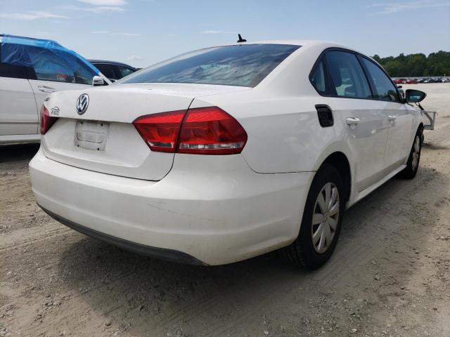 Photo 4 from auction – 2012 VOLKSWAGEN PASSAT S with VIN 1VWAP7A30CC090638