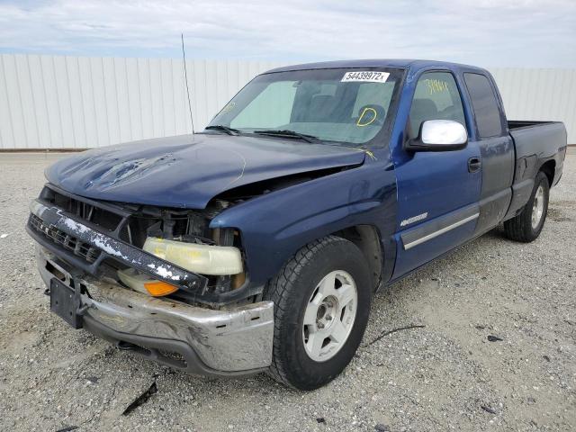 Photo 2 from auction – 2000 CHEVROLET SILVERADO with VIN 1GCEC19T3YZ323871