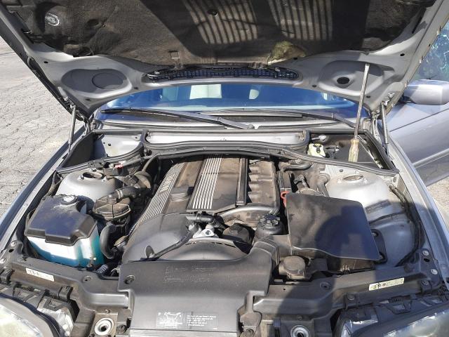 Photo 7 from auction – 2005 BMW 330 I with VIN WBAEV534X5KM38777