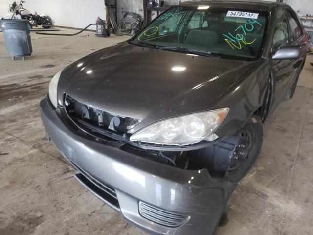 Photo 9 from auction – 2005 TOYOTA CAMRY LE with VIN 4T1BE32K05U638304