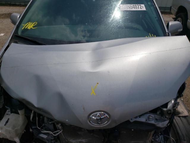 Photo 7 from auction – 2015 TOYOTA SIENNA XLE with VIN 5TDYK3DC4FS623369