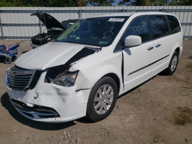 Photo 2 from auction – 2016 CHRYSLER TOWN & COU with VIN 2C4RC1BG8GR104587