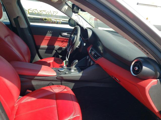 Photo 5 from auction – 2017 ALFA ROMEO GIULIA Q4 with VIN ZARFAEDN4H7536775