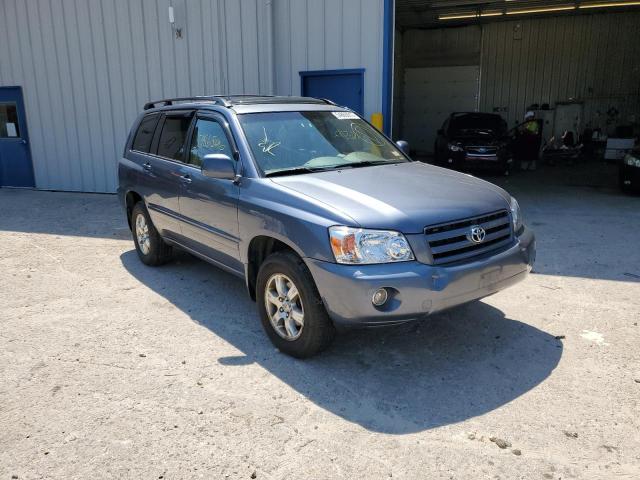 TOYOTA HIGHLANDER 2004 with VIN JTEEP21A240033135 - Photo from auction