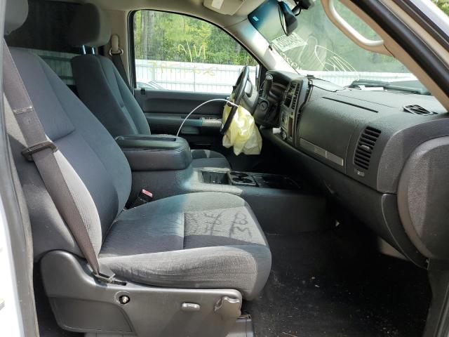 Photo 5 from auction – 2007 CHEVROLET SILV1500 2 with VIN 3GCEC13087G543388