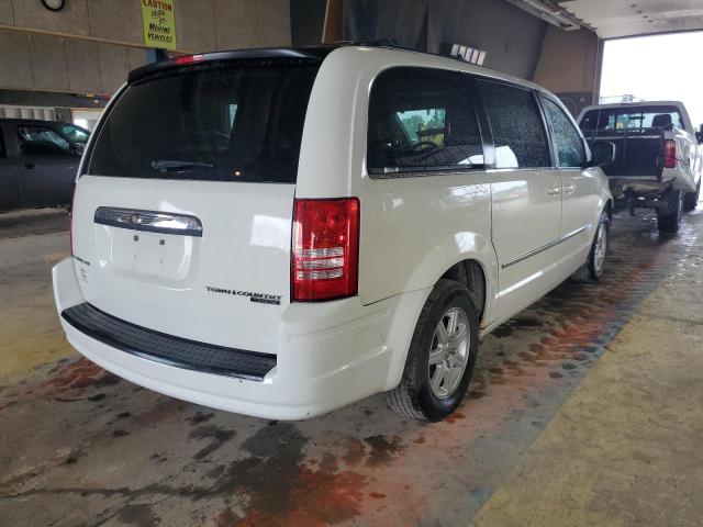 Photo 4 from auction – 2010 CHRYSLER TOWN & COU with VIN 2A4RR5D16AR278254