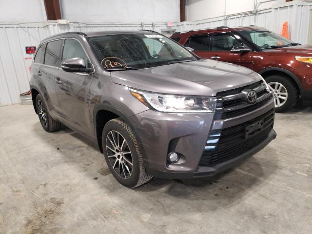 TOYOTA HIGHLANDER 2017 with VIN 5TDJZRFHXHS427299 - Photo from auction