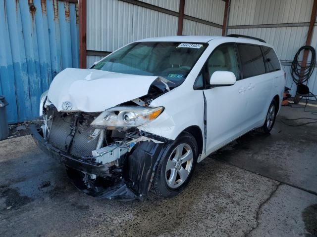 Photo 2 from auction – 2013 TOYOTA SIENNA LE with VIN 5TDKK3DCXDS369850