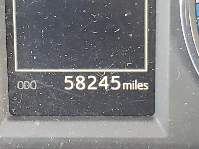 Photo 8 from auction – 2017 TOYOTA RAV4 LIMIT with VIN 2T3DFREV0HW613266