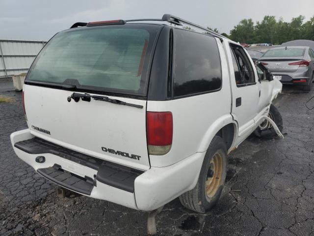 Photo 4 from auction – 2002 CHEVROLET BLAZER with VIN 1GNCS13W72K144768