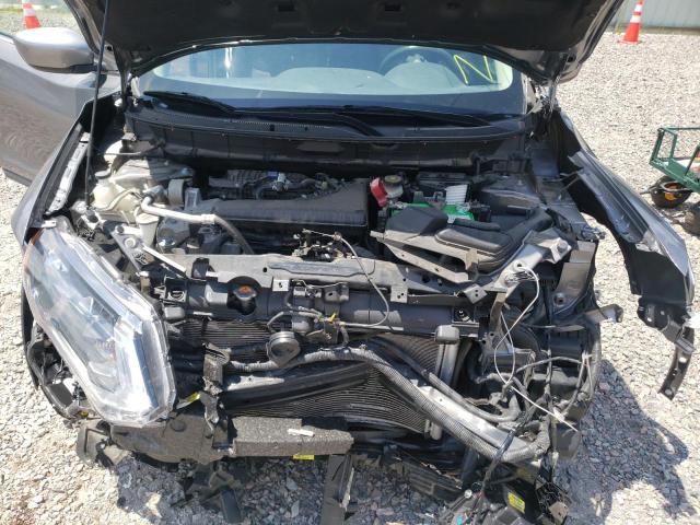 Zdjęcie 7 z aukcji – 2017 NISSAN ROGUE S z VIN KNMAT2MT1HP515569