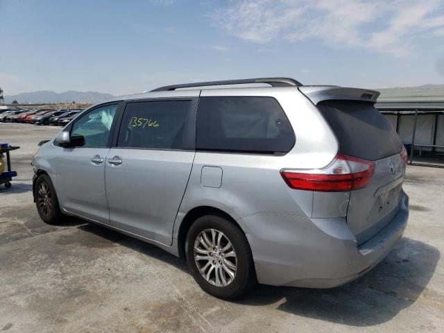 Photo 3 from auction – 2017 TOYOTA SIENNA XLE with VIN 5TDYZ3DC6HS872075