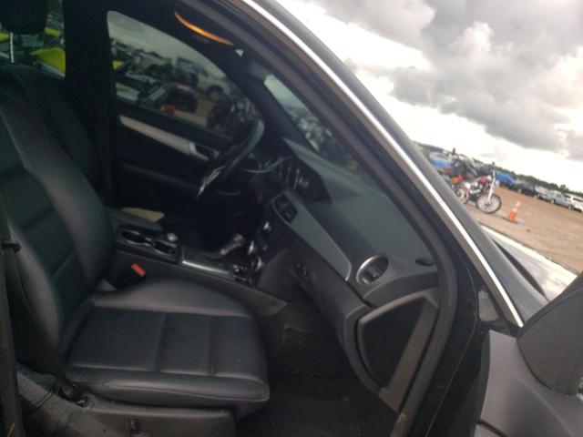 Photo 5 from auction – 2014 MERCEDES-BENZ C 250 with VIN WDDGF4HB2EA961233