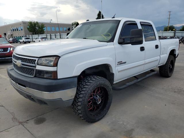 Photo 2 from auction – 2005 CHEVROLET SILVERADO with VIN 1GCHK232X5F889027