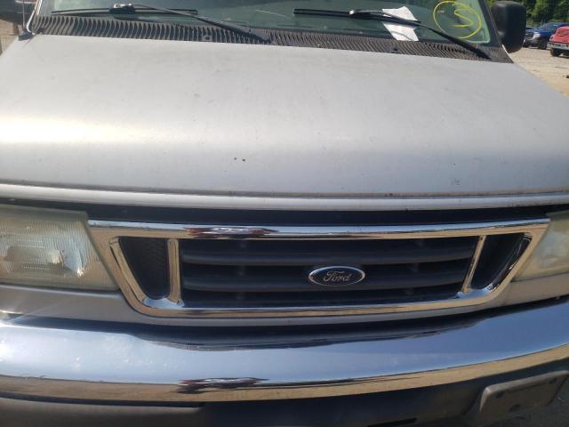 Photo 7 from auction – 2005 FORD ECONOLINE with VIN 1FTSS34L05HB09561