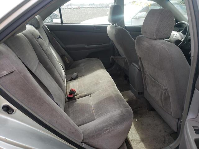 Photo 6 from auction – 2004 TOYOTA CAMRY LE with VIN JTDBE32K640247586