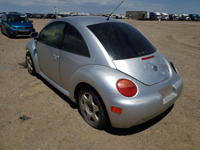 Photo 3 from auction – 2000 VOLKSWAGEN NEW BEETLE with VIN 3VWCA21CXYM441283