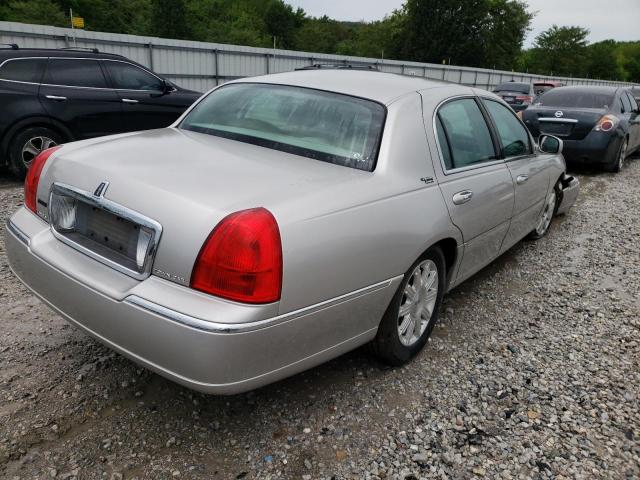 Photo 4 from auction – 2010 LINCOLN TOWN CAR S with VIN 2LNBL8CV4AX751963