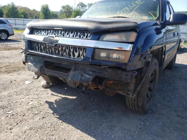 Photo 9 from auction – 2002 CHEVROLET AVALANCHE with VIN 3GNEK13T12G103834