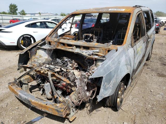 Photo 2 from auction – 2012 CHRYSLER TOWN & COU with VIN 2C4RC1BG8CR300183