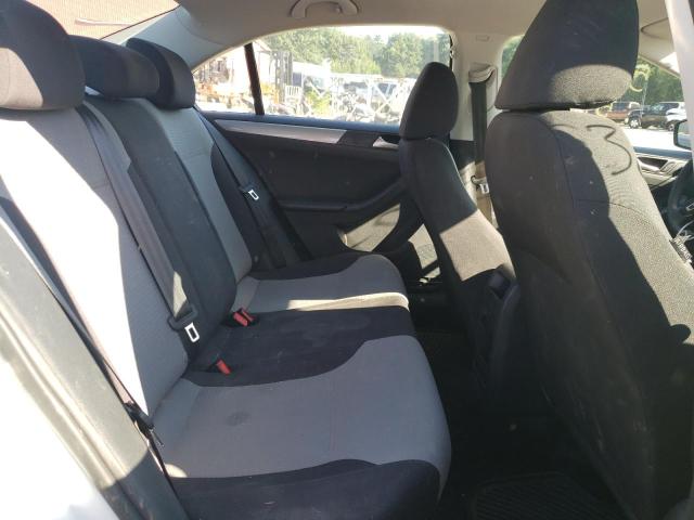 Photo 6 from auction – 2017 VOLKSWAGEN JETTA S with VIN 3VW2B7AJ7HM376025