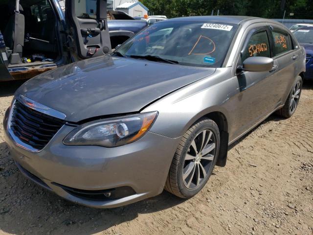 Photo 2 from auction – 2013 CHRYSLER 200 LIMITE with VIN 1C3CCBCG4DN550324
