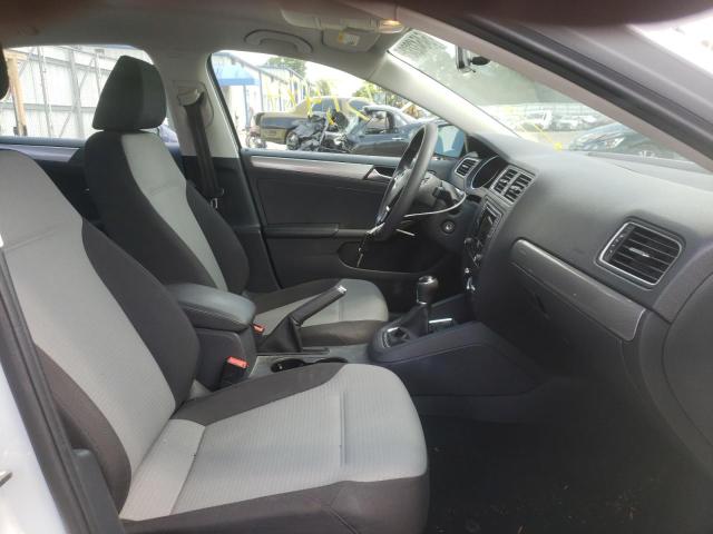 Photo 5 from auction – 2017 VOLKSWAGEN JETTA S with VIN 3VW167AJ4HM329910