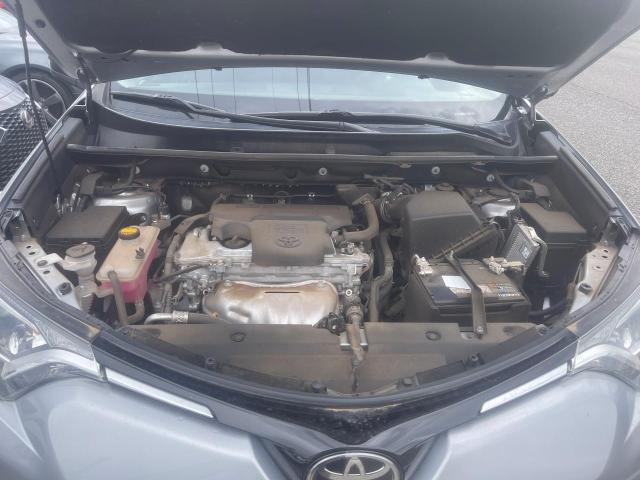 Photo 7 from auction – 2017 TOYOTA RAV4 LE with VIN 2T3ZFREV0HW320554