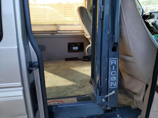 Photo 6 from auction – 2001 FORD ECONOLINE with VIN 1FDRE14L41HB31773