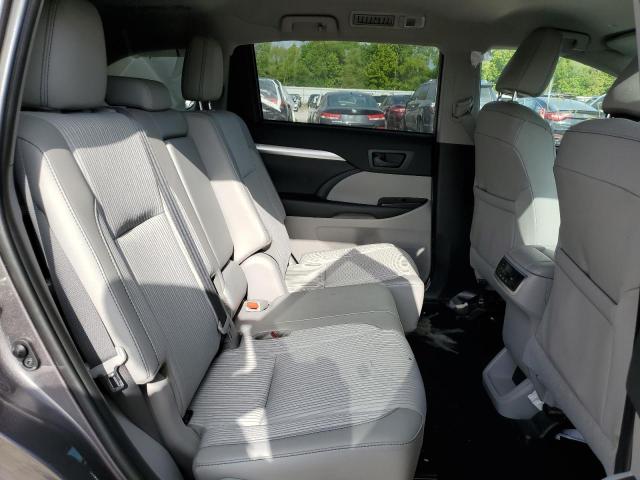Photo 6 from auction – 2019 TOYOTA HIGHLANDER with VIN 5TDZZRFH5KS365319