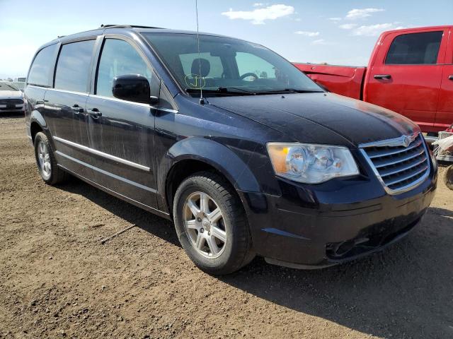 CHRYSLER TOWN & COU 2010 with VIN 2A4RR5D15AR152502 - Photo from auction