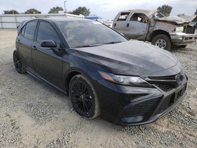 Photo 1 from auction – 2022 TOYOTA CAMRY SE with VIN 4T1G11AK2NU010753