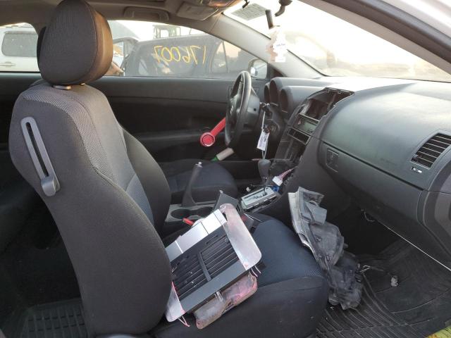 Photo 5 from auction – 2005 TOYOTA SCION TC with VIN JTKDE177350034803