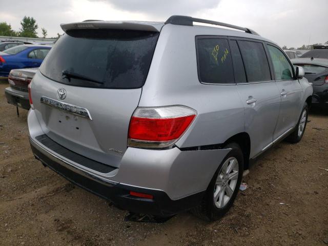 Photo 4 from auction – 2013 TOYOTA HIGHLANDER with VIN 5TDBK3EH7DS251426