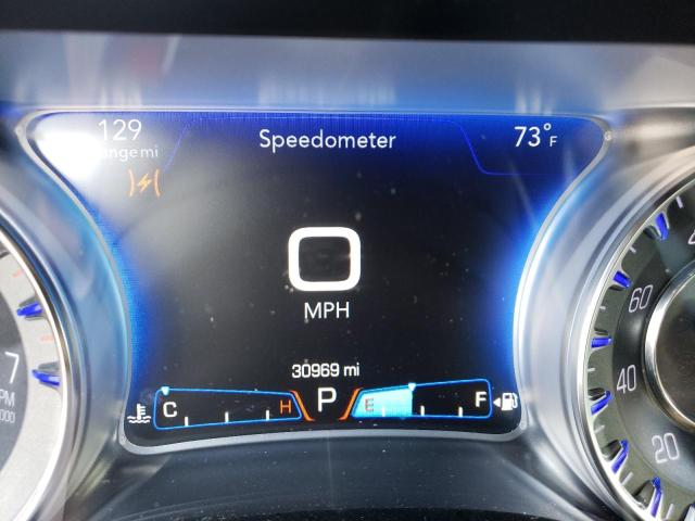 Photo 8 from auction – 2016 CHRYSLER 300 LIMITE with VIN 2C3CCAAGXGH298573