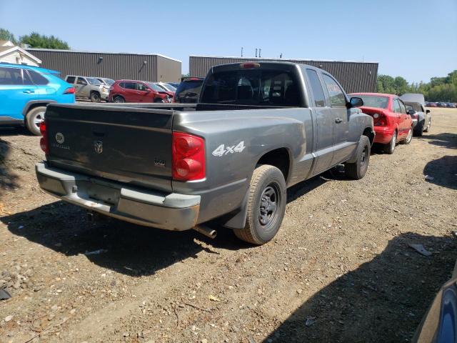Photo 4 from auction – 2005 DODGE DAKOTA ST with VIN 1D7HW22N15S297643