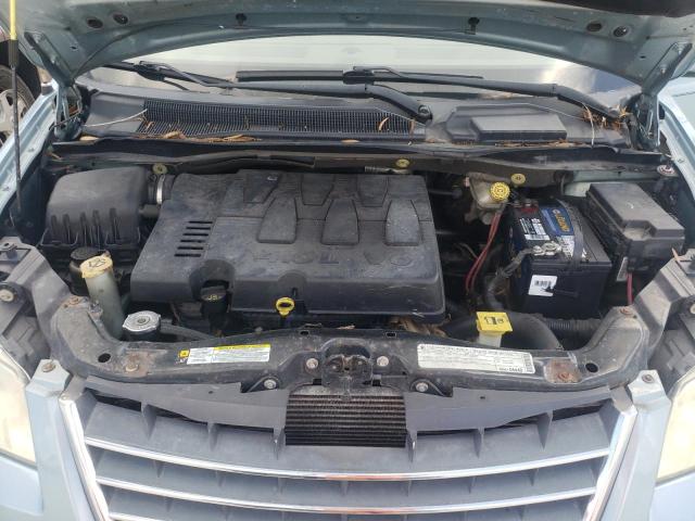 Photo 7 from auction – 2010 CHRYSLER TOWN & COU with VIN 2A4RR6DX2AR136333