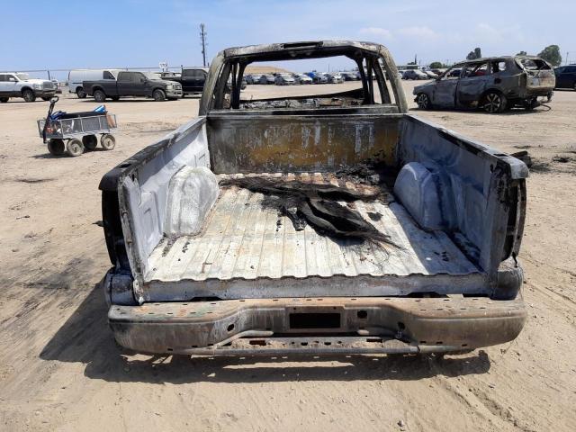Photo 10 from auction – 2000 CHEVROLET SILVERADO with VIN 1GCEC19T3YZ312448