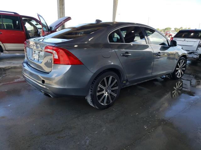 Photo 4 from auction – 2016 VOLVO S60 PREMIE with VIN LYV402FK5GB100355